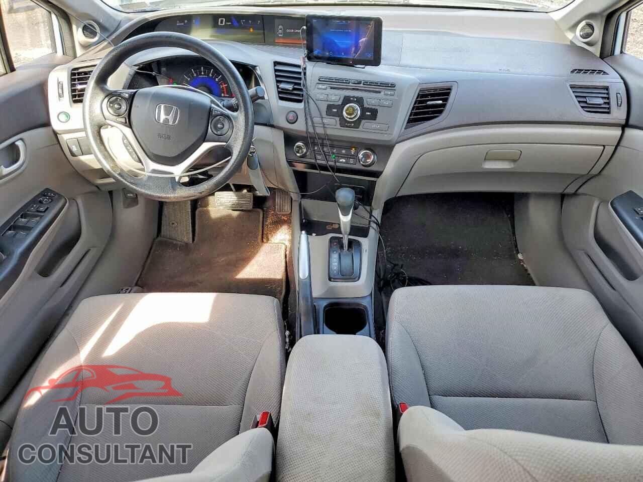 HONDA CIVIC 2012 - 2HGFB2F86CH547739