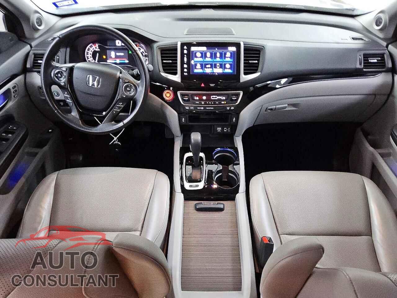 HONDA RIDGELINE 2017 - 5FPYK3F71HB024881