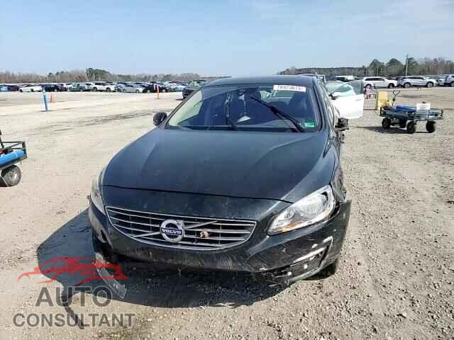 VOLVO S60 2017 - LYV402TK8HB138457