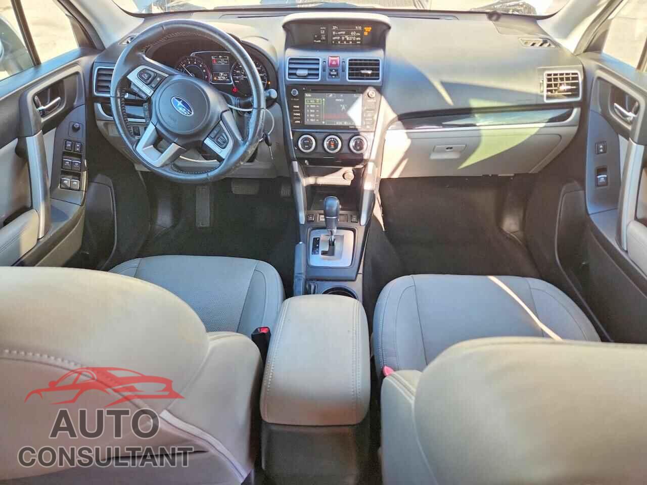 SUBARU FORESTER 2017 - JF2SJAJC2HH403576