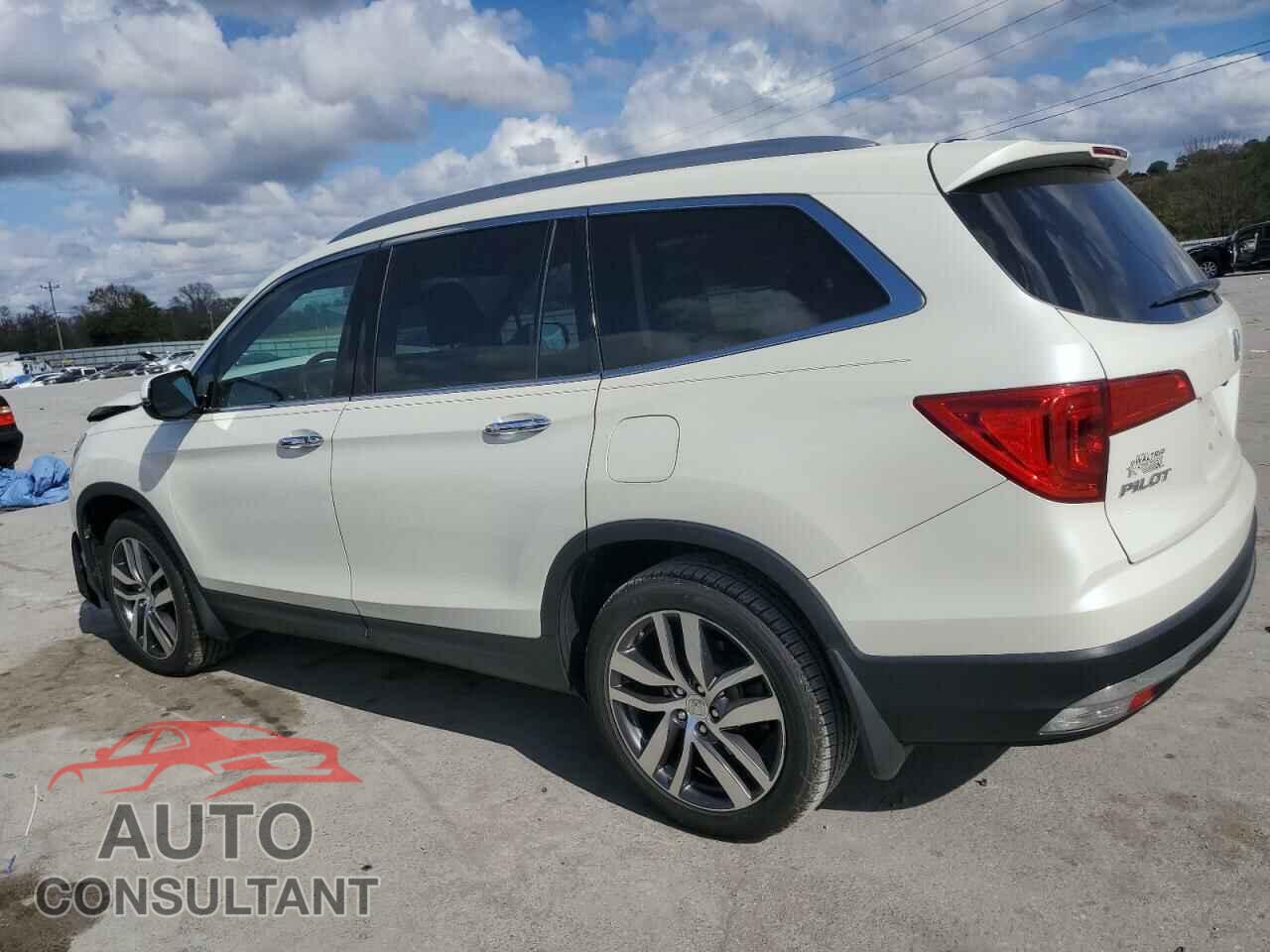 HONDA PILOT 2017 - 5FNYF5H96HB009462
