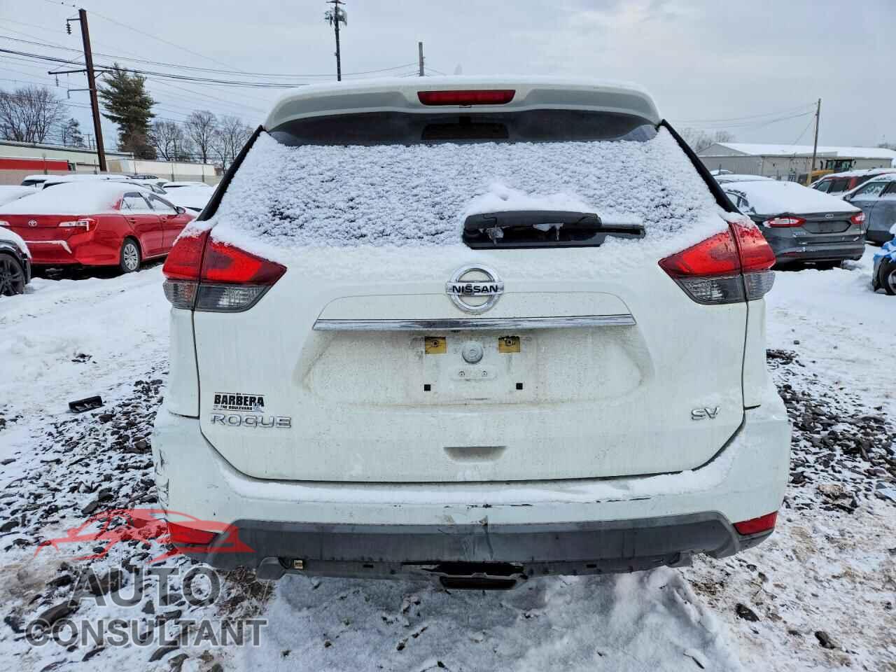 NISSAN ROGUE 2017 - KNMAT2MT5HP543374