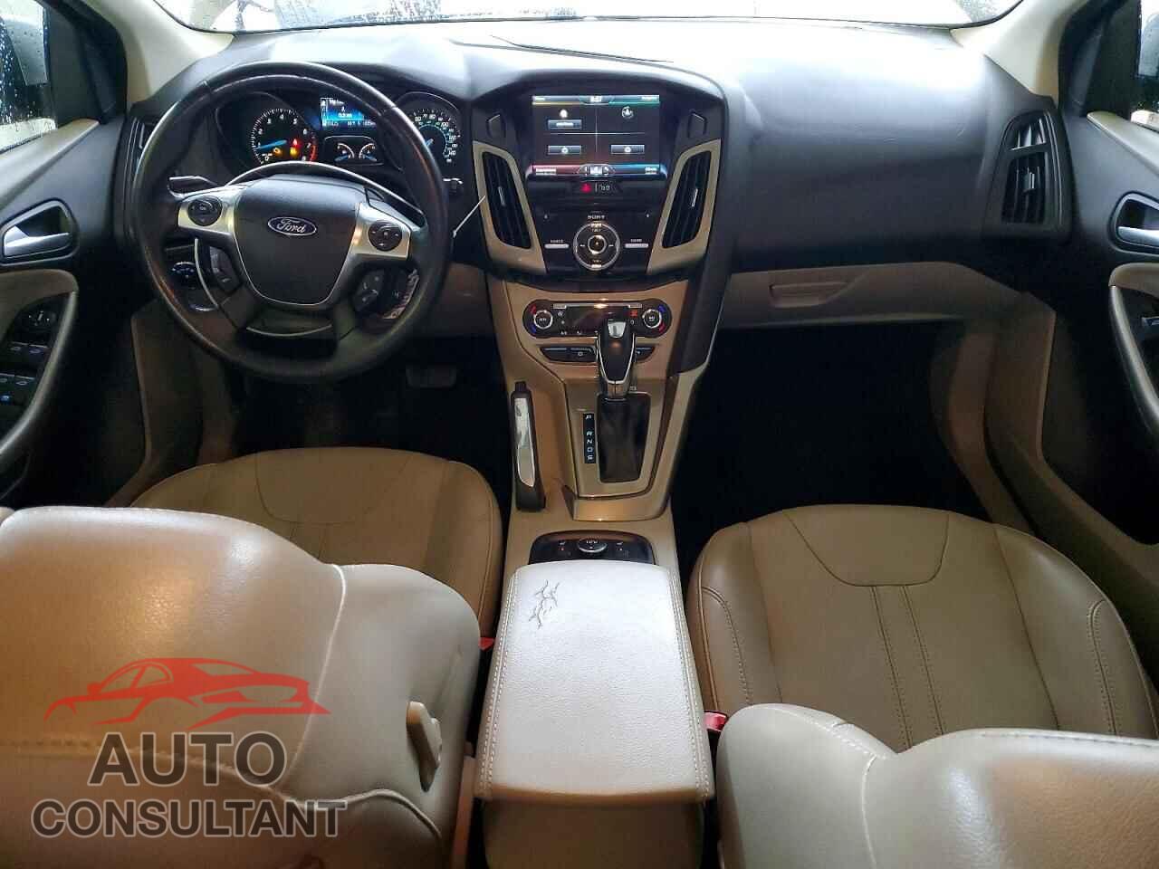 FORD FOCUS 2012 - 1FAHP3M27CL413487