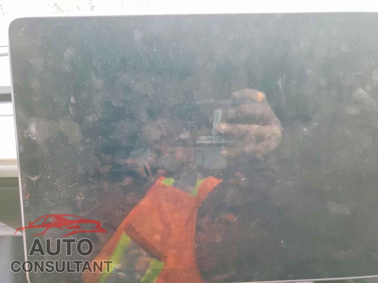 TESLA MODEL 3 2023 - 5YJ3E1EA5PF560050