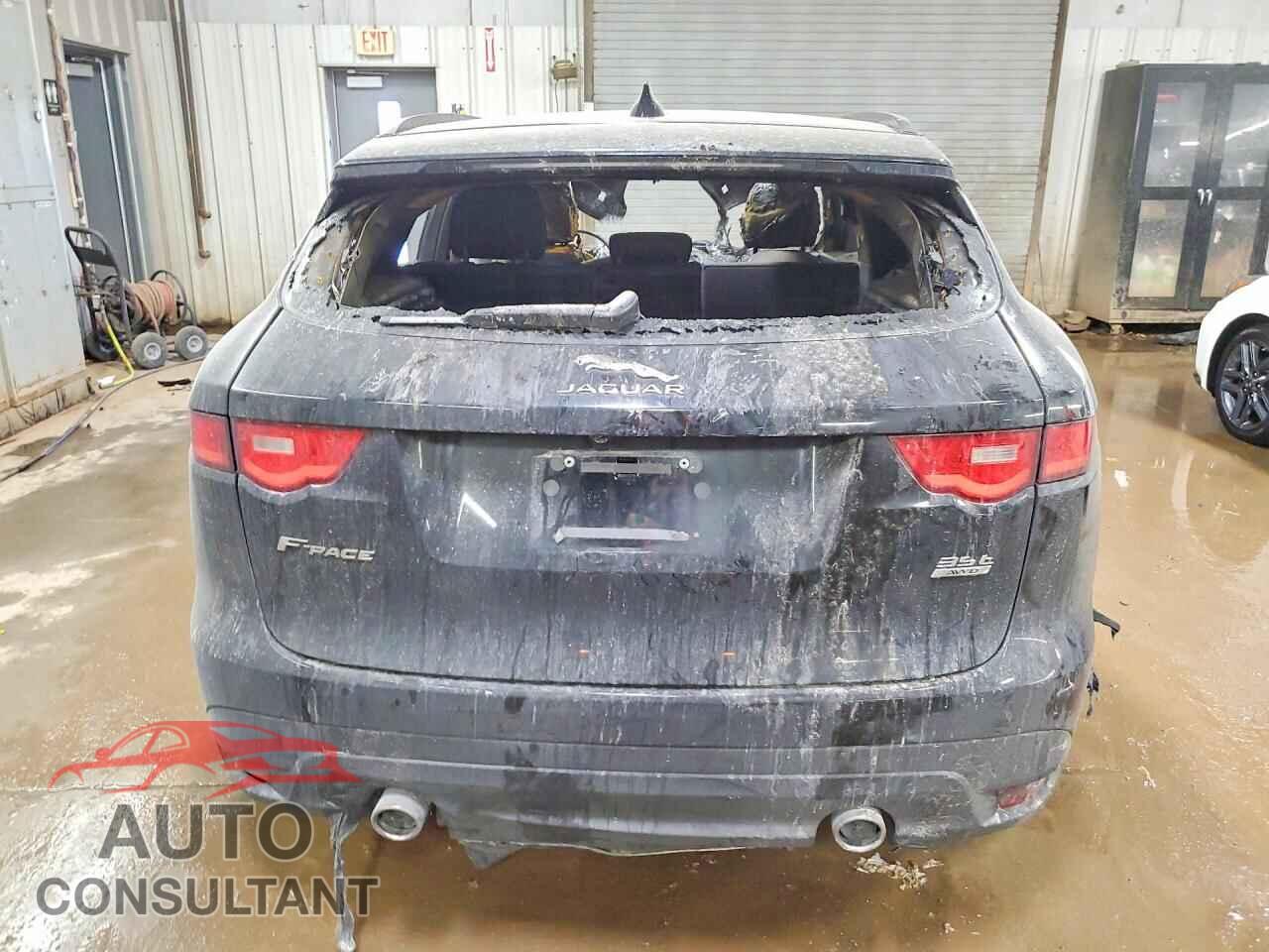 JAGUAR F-PACE 2017 - SADCJ2BV8HA889655