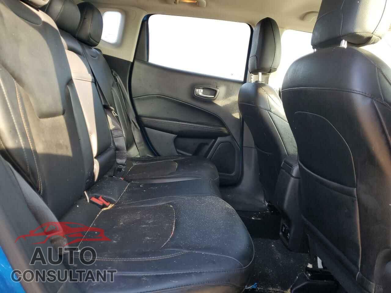 JEEP COMPASS 2017 - 3C4NJDBB1HT664556