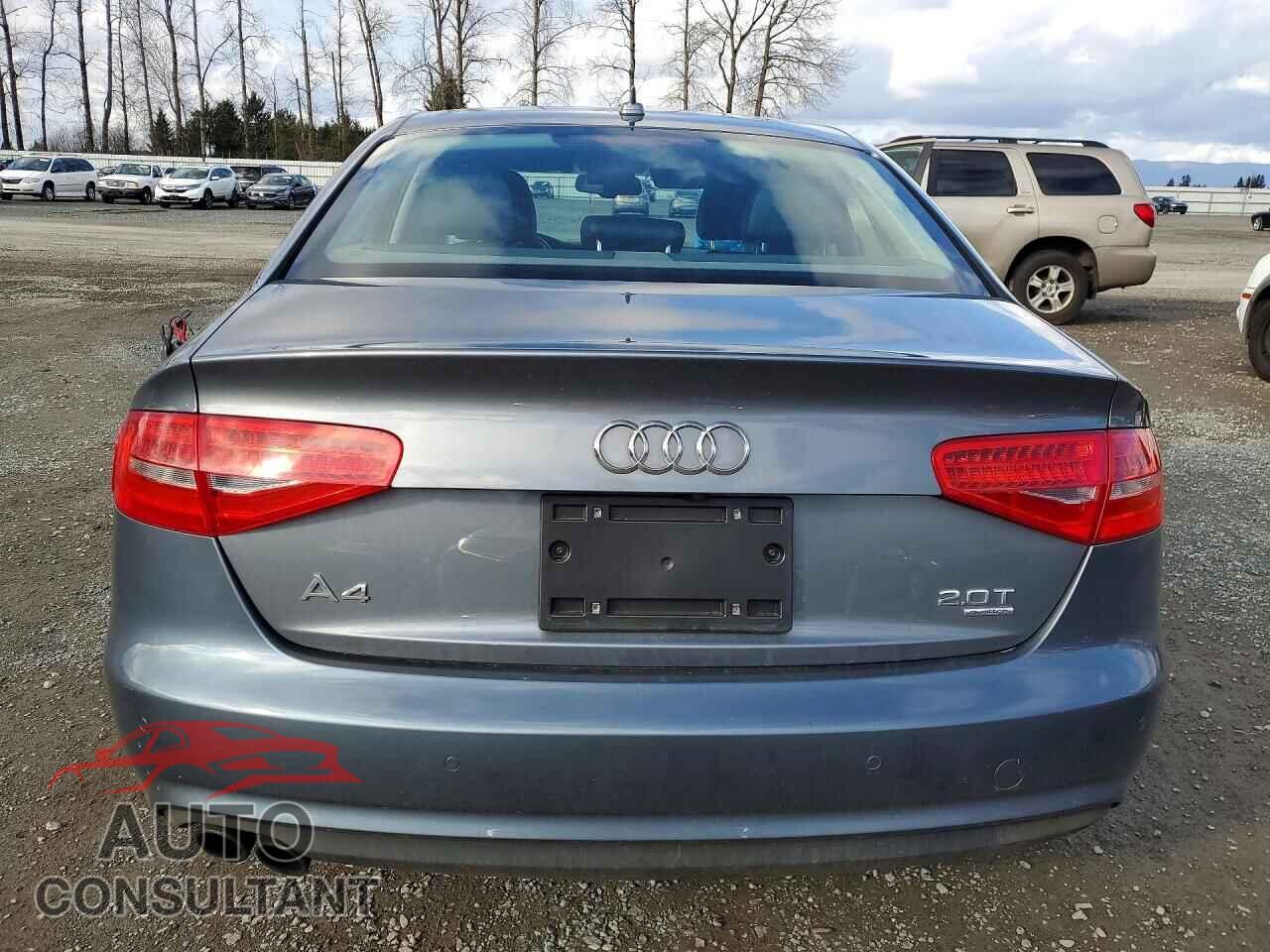 AUDI A4 2013 - WAUFFAFL0DN042223