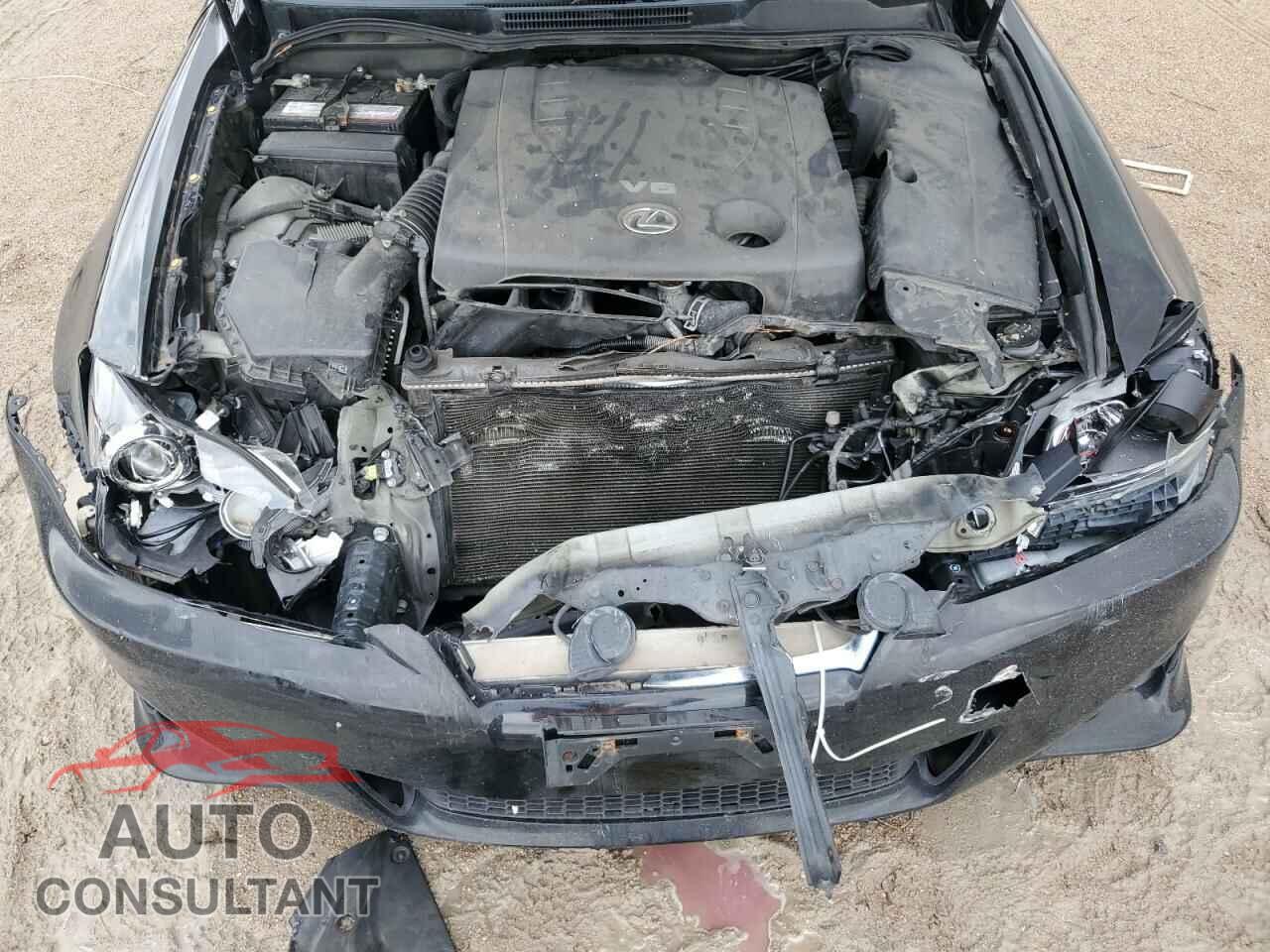 LEXUS IS 2011 - JTHBF5C23B5156023