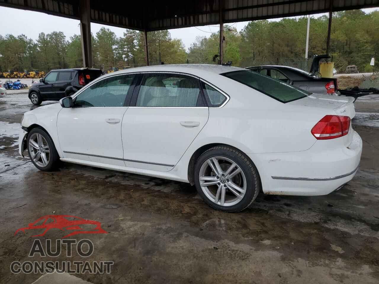 VOLKSWAGEN PASSAT 2014 - 1VWCN7A37EC022127