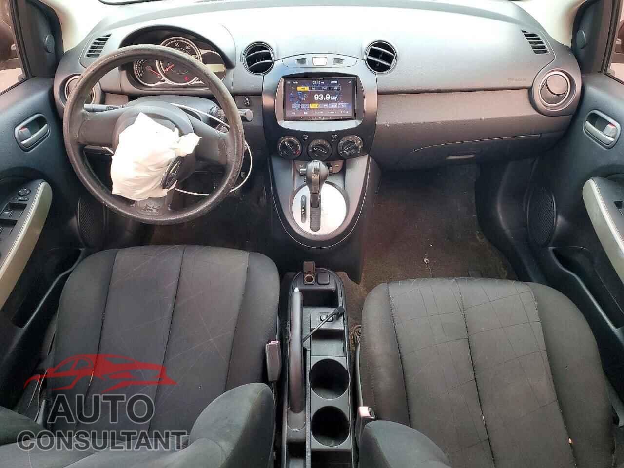 MAZDA 2 2013 - JM1DE1KY7D0170616