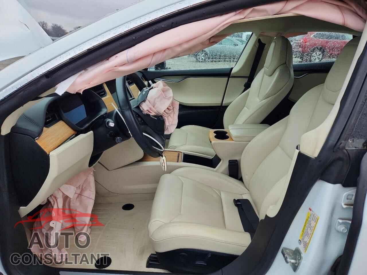 TESLA MODEL S 2018 - 5YJSA1E24JF273919