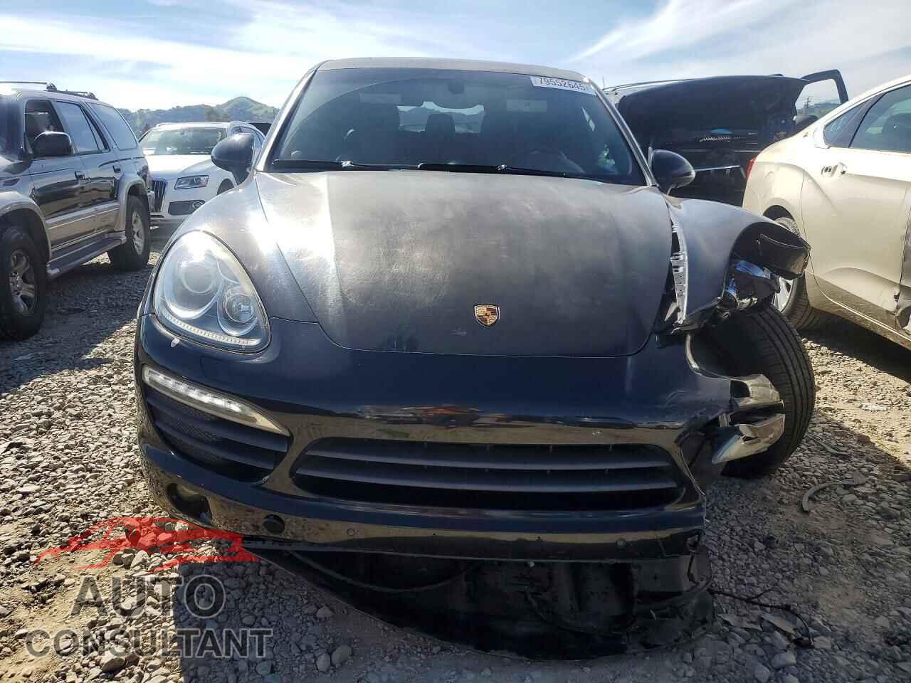 PORSCHE CAYENNE 2012 - WP1AB2A23CLA45011