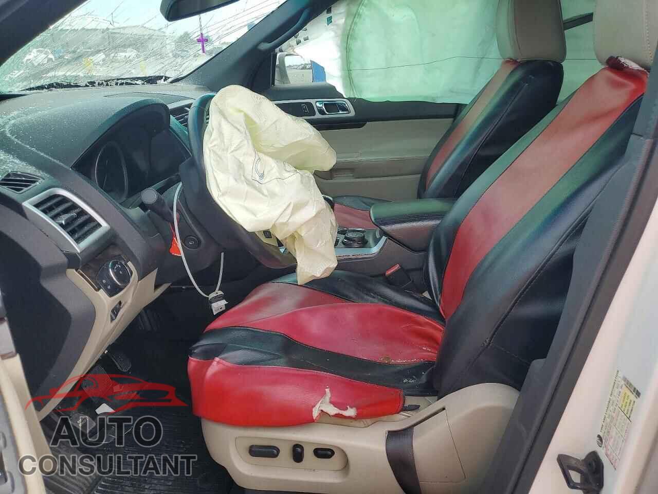 FORD EXPLORER 2011 - 1FMHK8F86BGA17058