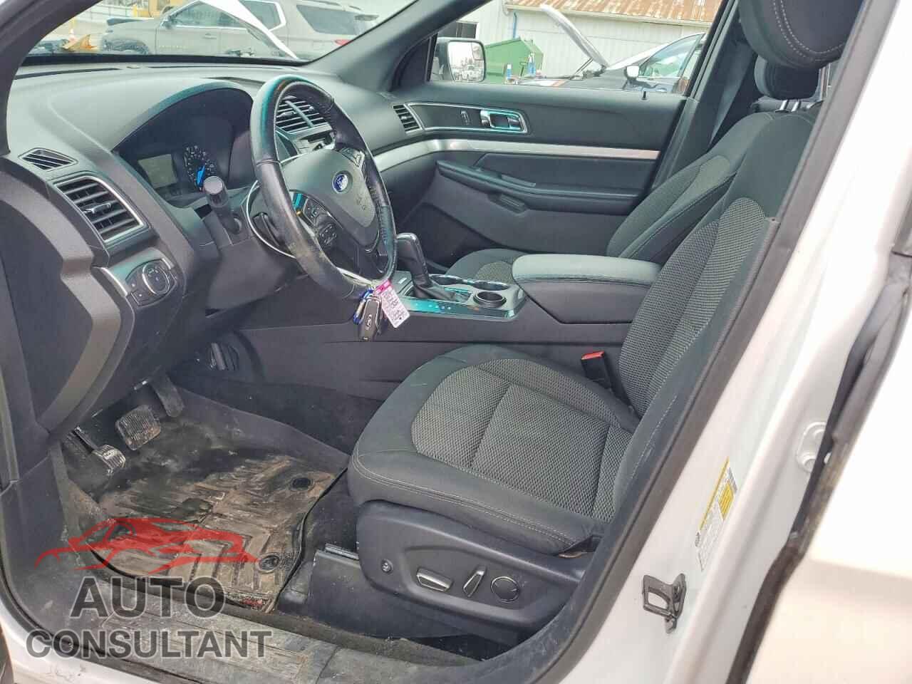 FORD EXPLORER 2017 - 1FM5K7DH7HGB20451