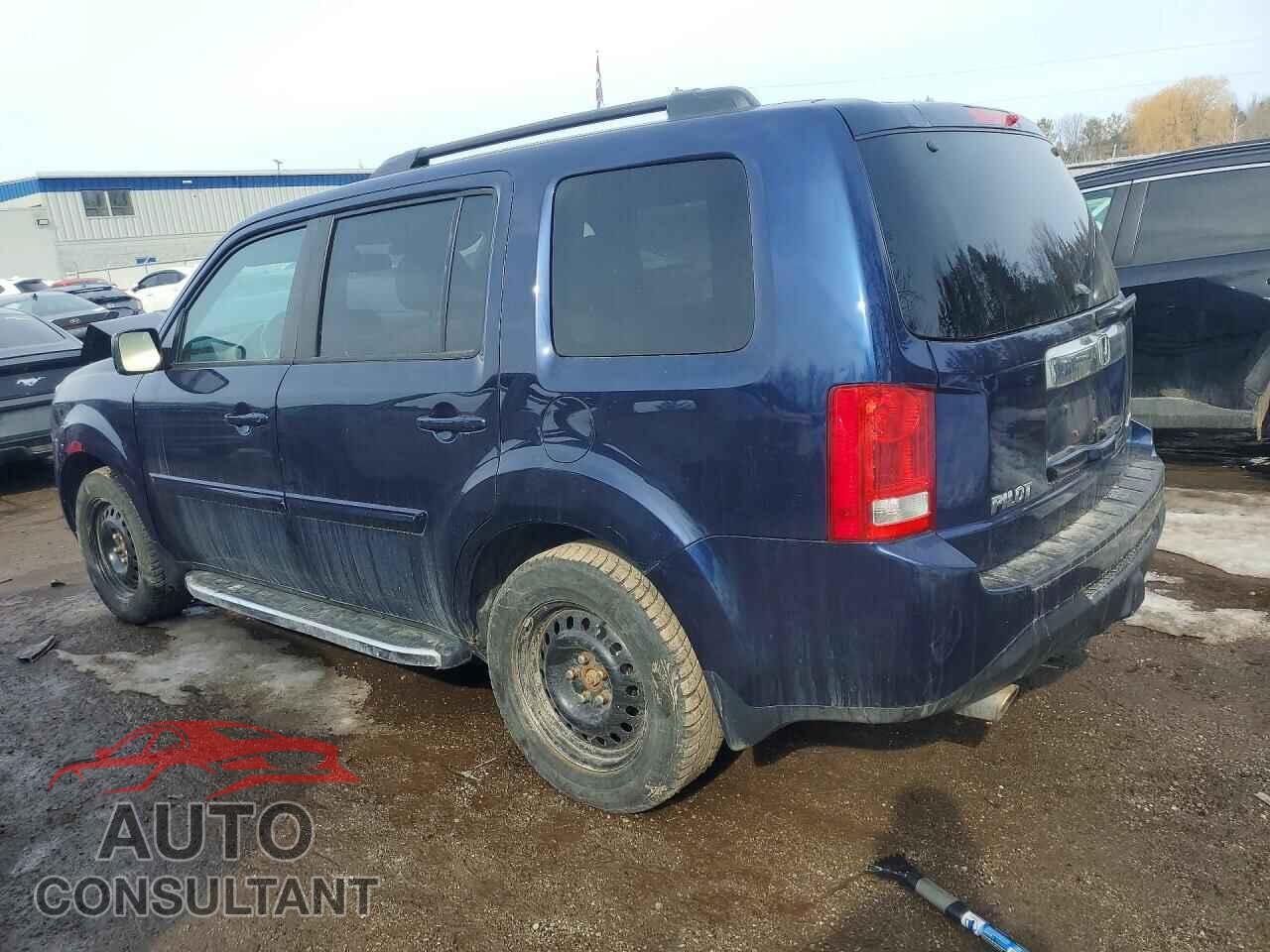 HONDA PILOT 2015 - 5FNYF4H63FB503226