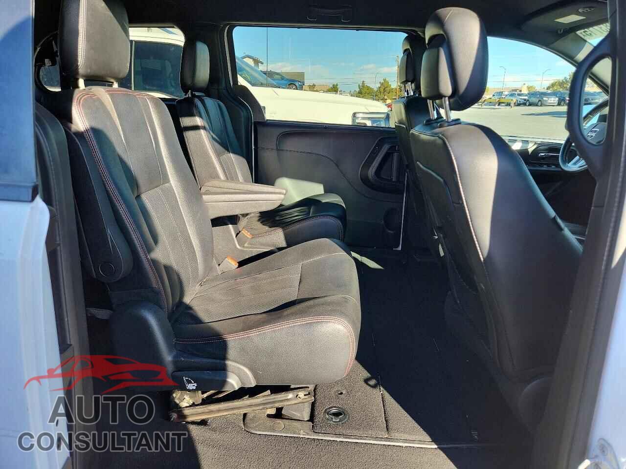 DODGE CARAVAN 2019 - 2C4RDGEG0KR640616