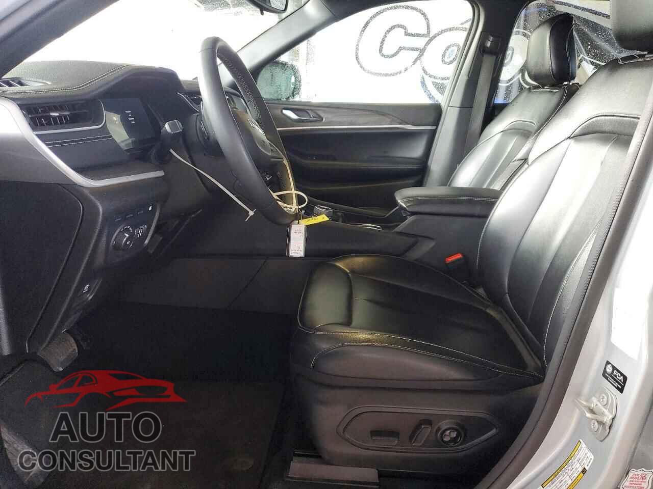 JEEP CHEROKEE 2024 - 1C4RJYB65RC158415
