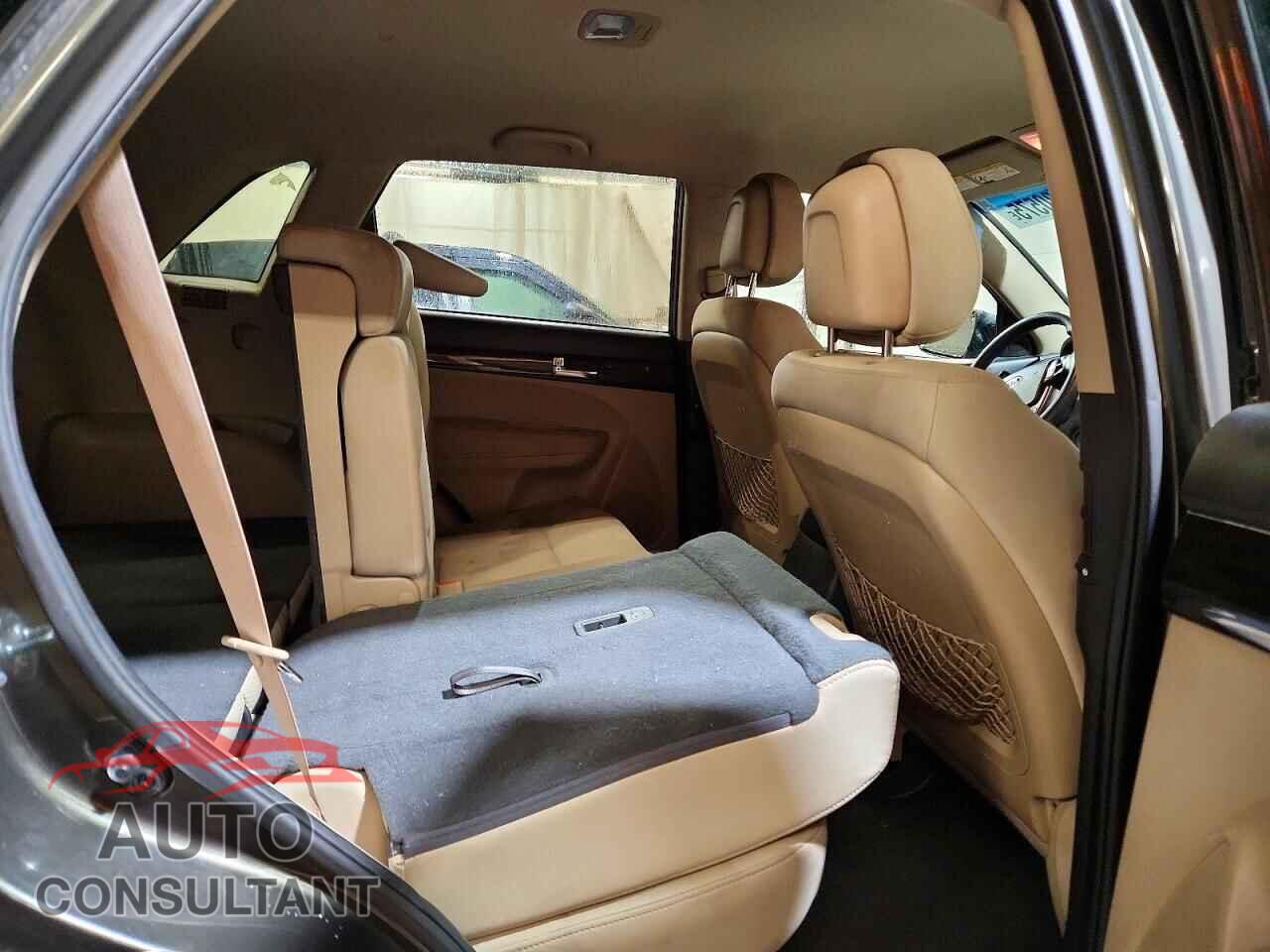 KIA SORENTO 2011 - 5XYKTDA28BG109830