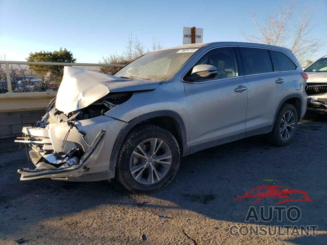 TOYOTA HIGHLANDER 2019 - 5TDZZRFH8KS326241