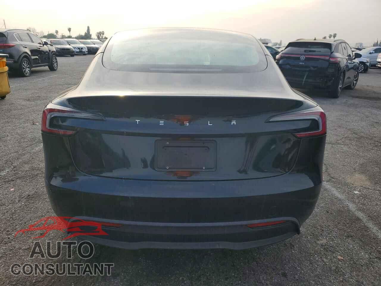 TESLA MODEL 3 2025 - 5YJ3E1EA3SF079609