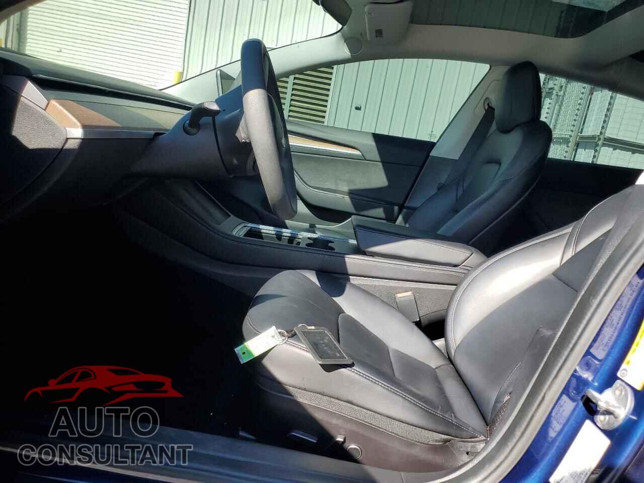 TESLA MODEL 3 2021 - 5YJ3E1EA8MF100697