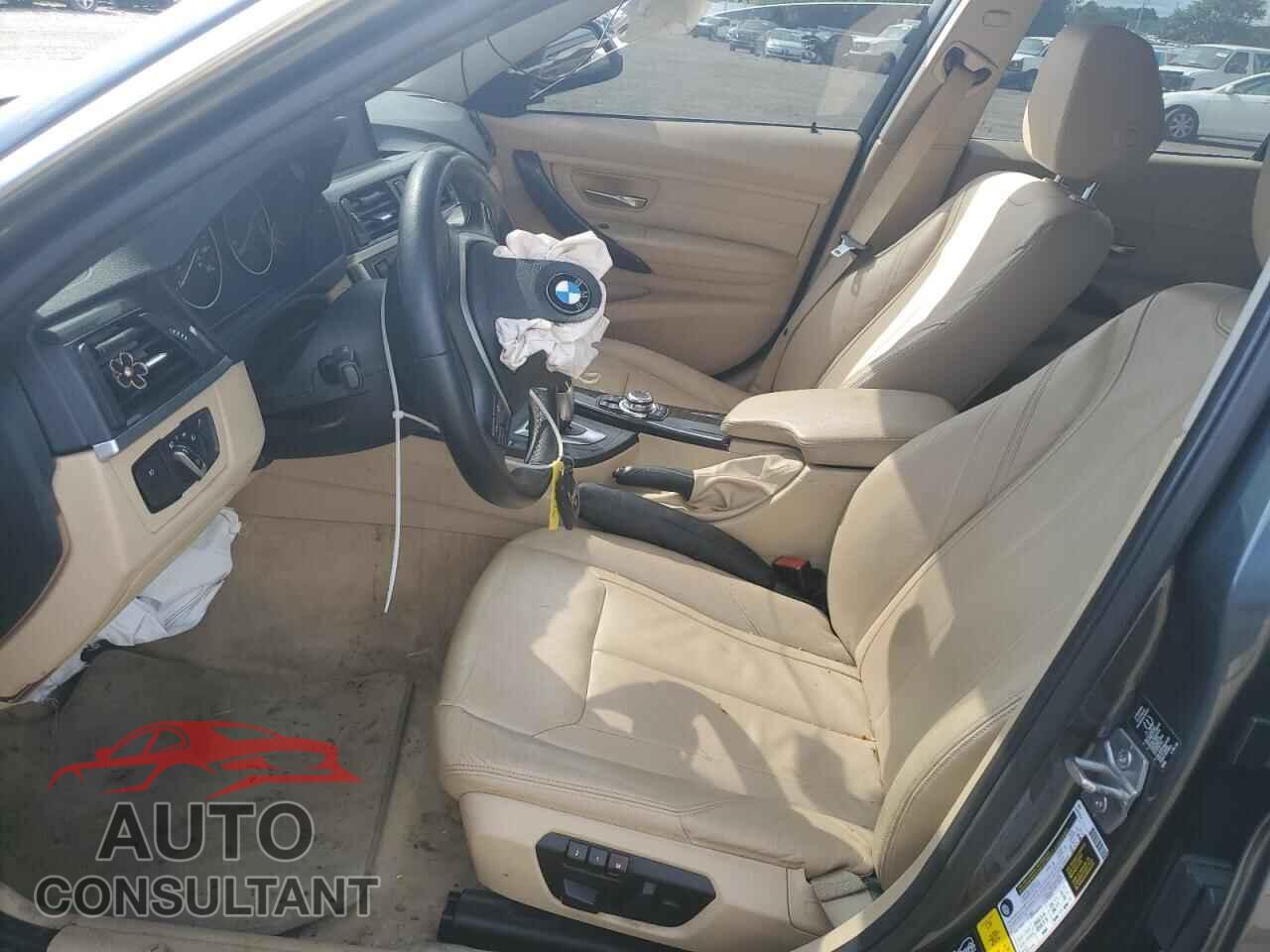 BMW 3 SERIES 2013 - WBA3B3C54DF536773