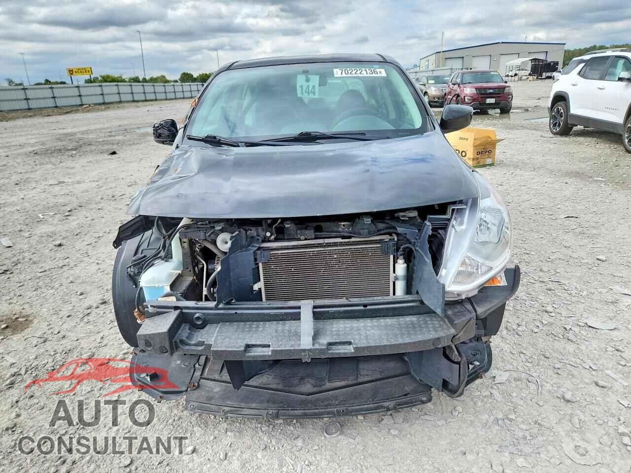 NISSAN VERSA 2017 - 3N1CN7AP5HL831630