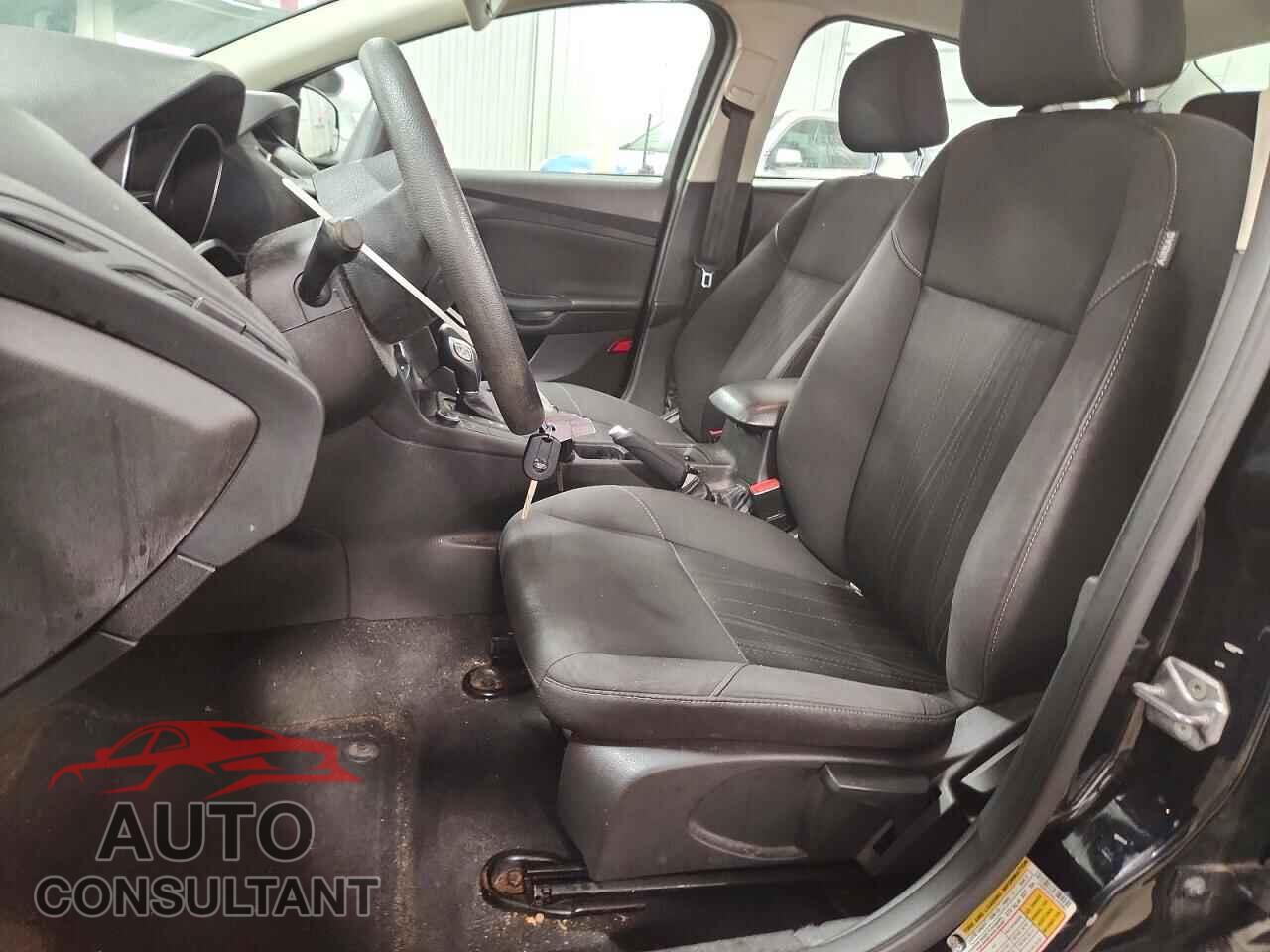 FORD FOCUS 2016 - 1FADP3FE4GL246081