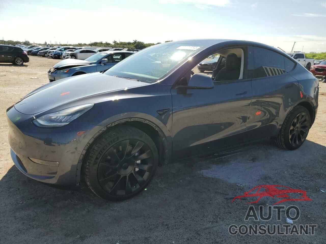 TESLA MODEL Y 2020 - 5YJYGDEE3LF038144