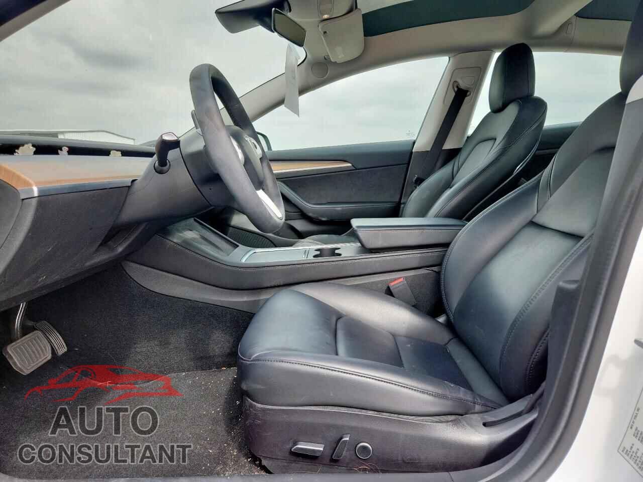 TESLA MODEL 3 2022 - 5YJ3E1EB5NF262619