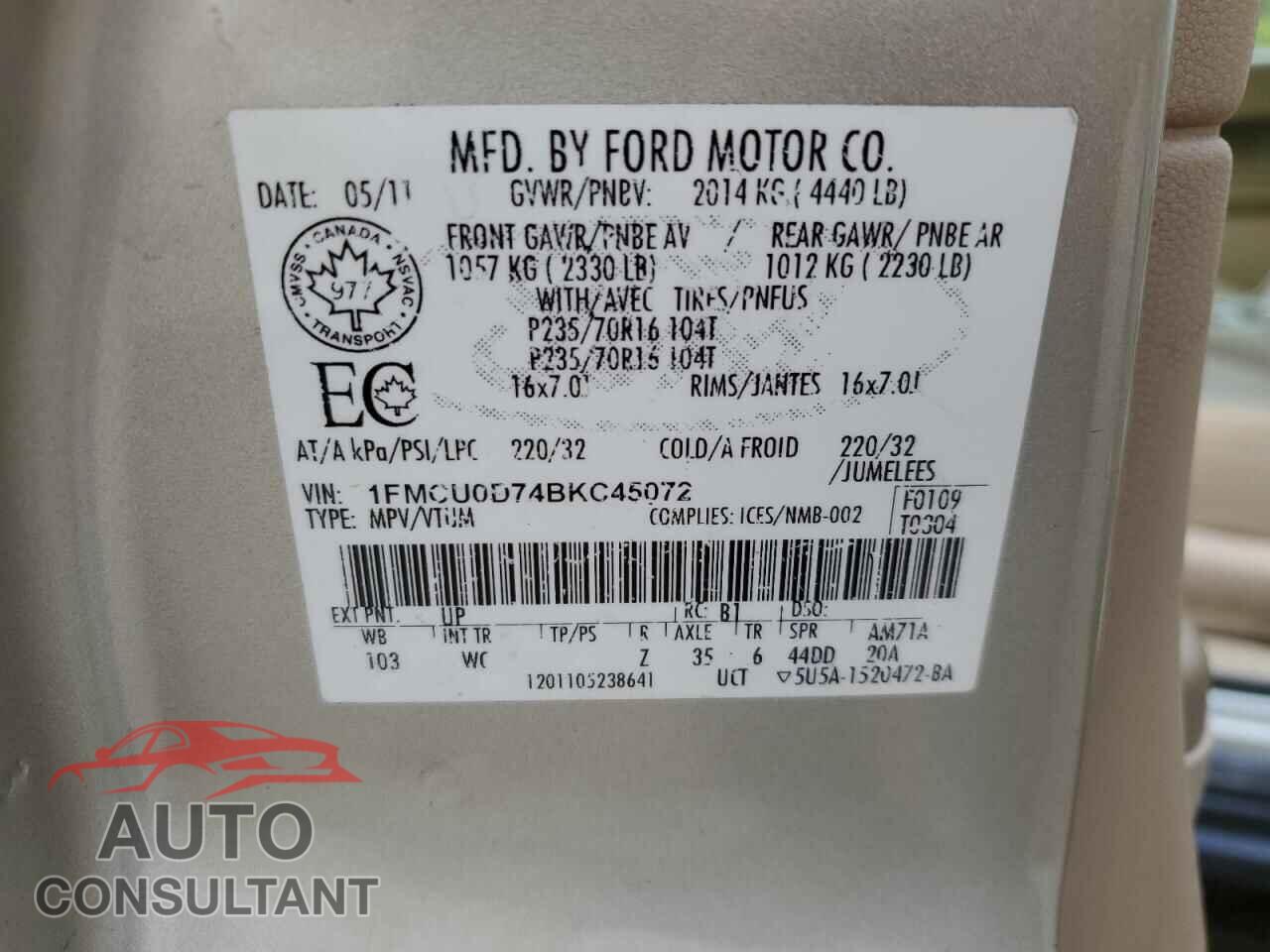 FORD ESCAPE 2011 - 1FMCU0D74BKC45072