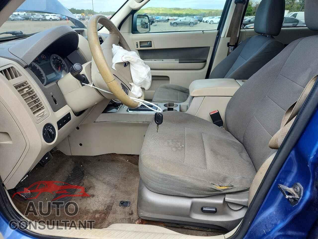 FORD ESCAPE 2010 - 1FMCU0D70AKA69801