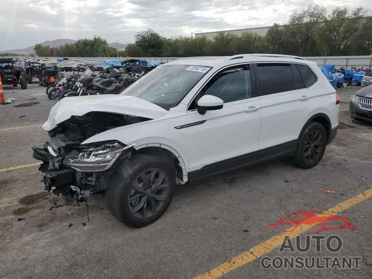 VOLKSWAGEN TIGUAN 2022 - 3VV3B7AX8NM032633