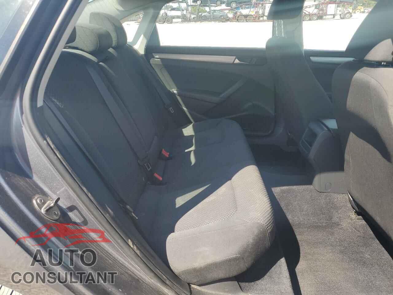 VOLKSWAGEN PASSAT 2014 - 1VWAP7A3XEC002861