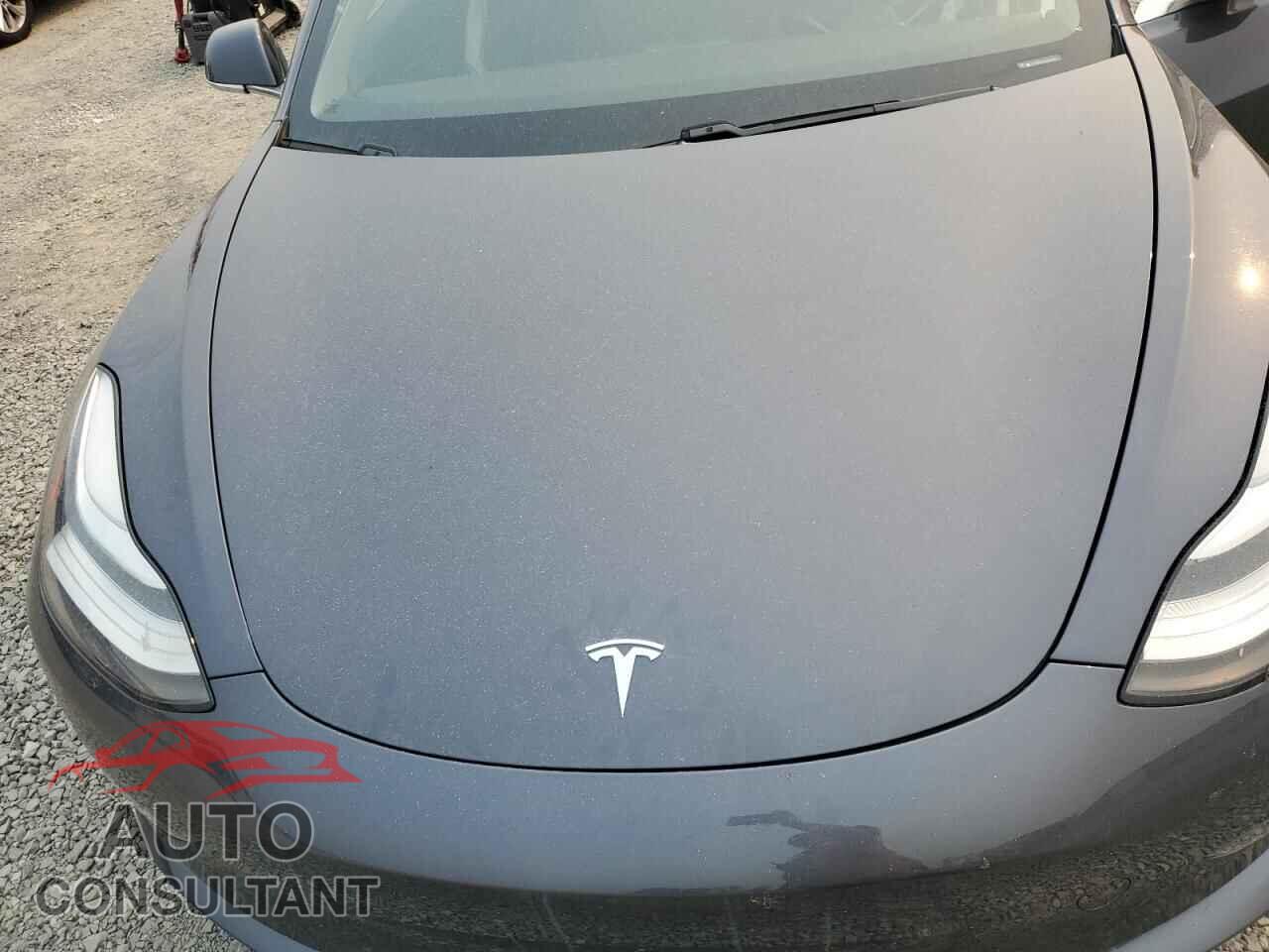 TESLA MODEL 3 2020 - 5YJ3E1EA2LF611532