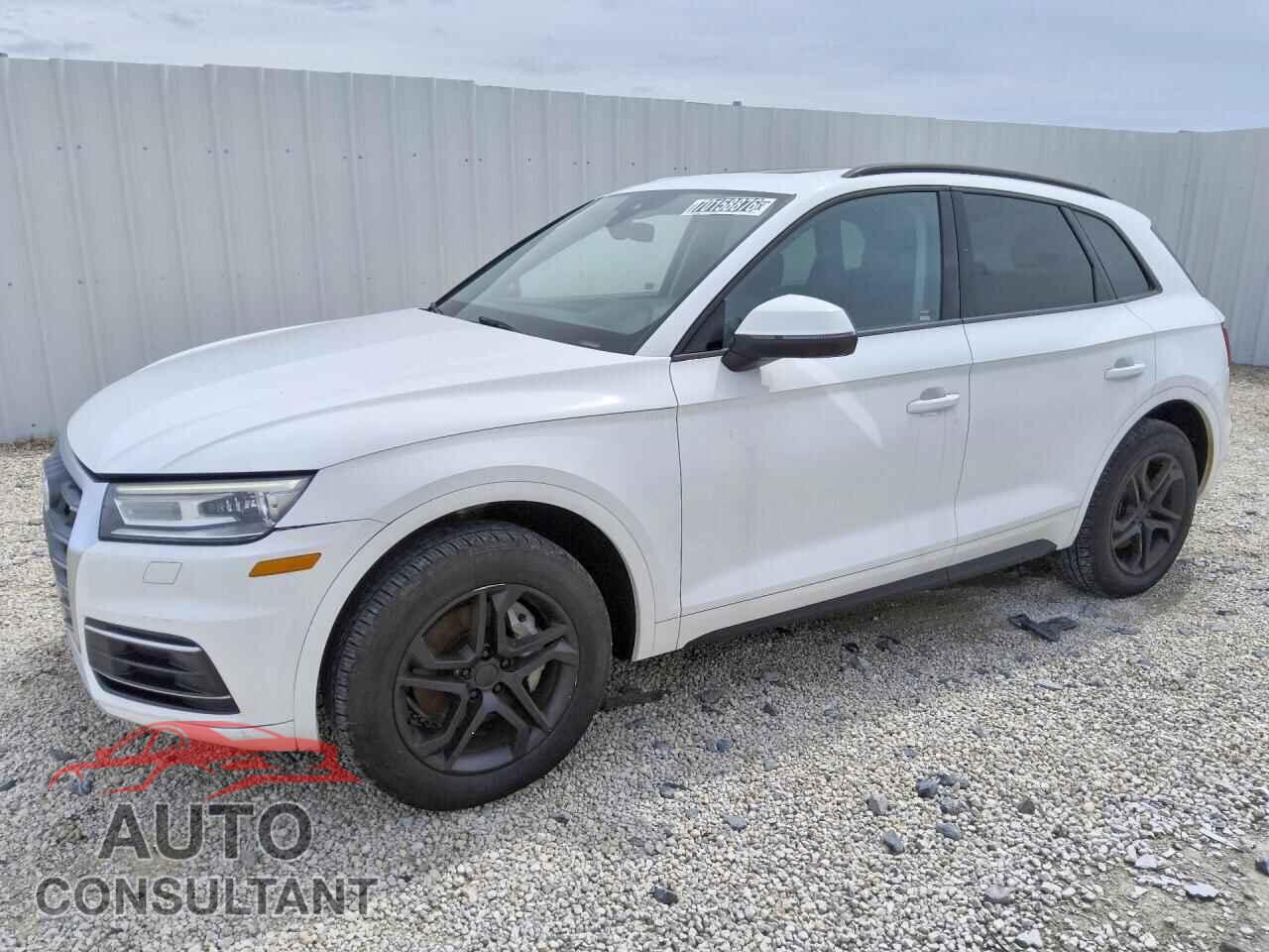 AUDI Q5 2018 - WA1ANAFY8J2227770