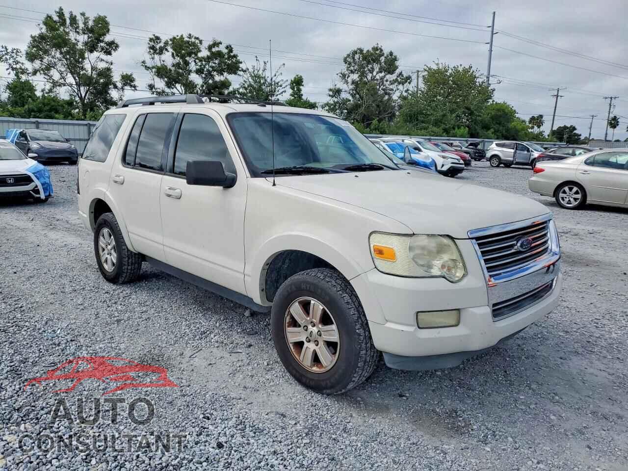 FORD EXPLORER 2009 - 1FMEU63E89UA43510