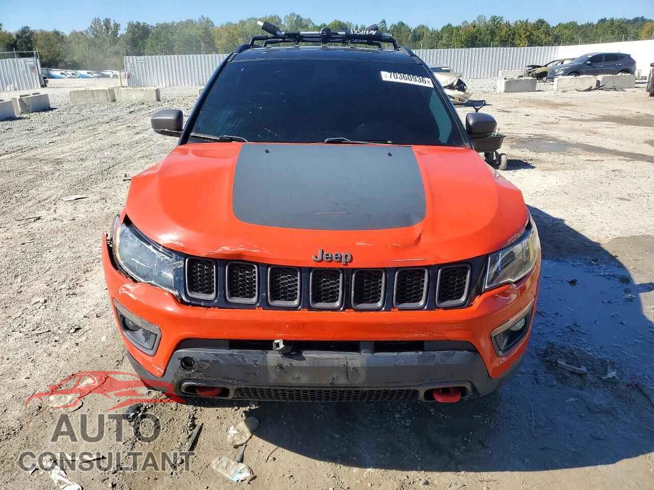 JEEP COMPASS 2018 - 3C4NJDDB7JT198697