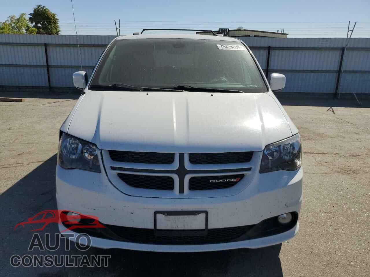 DODGE CARAVAN 2018 - 2C4RDGEG9JR344766