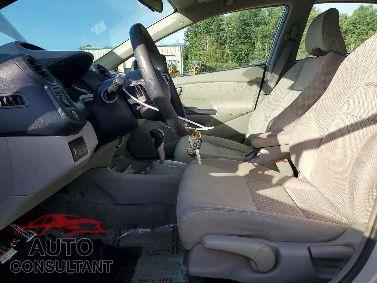 HONDA INSIGHT 2010 - JHMZE2H76AS039086