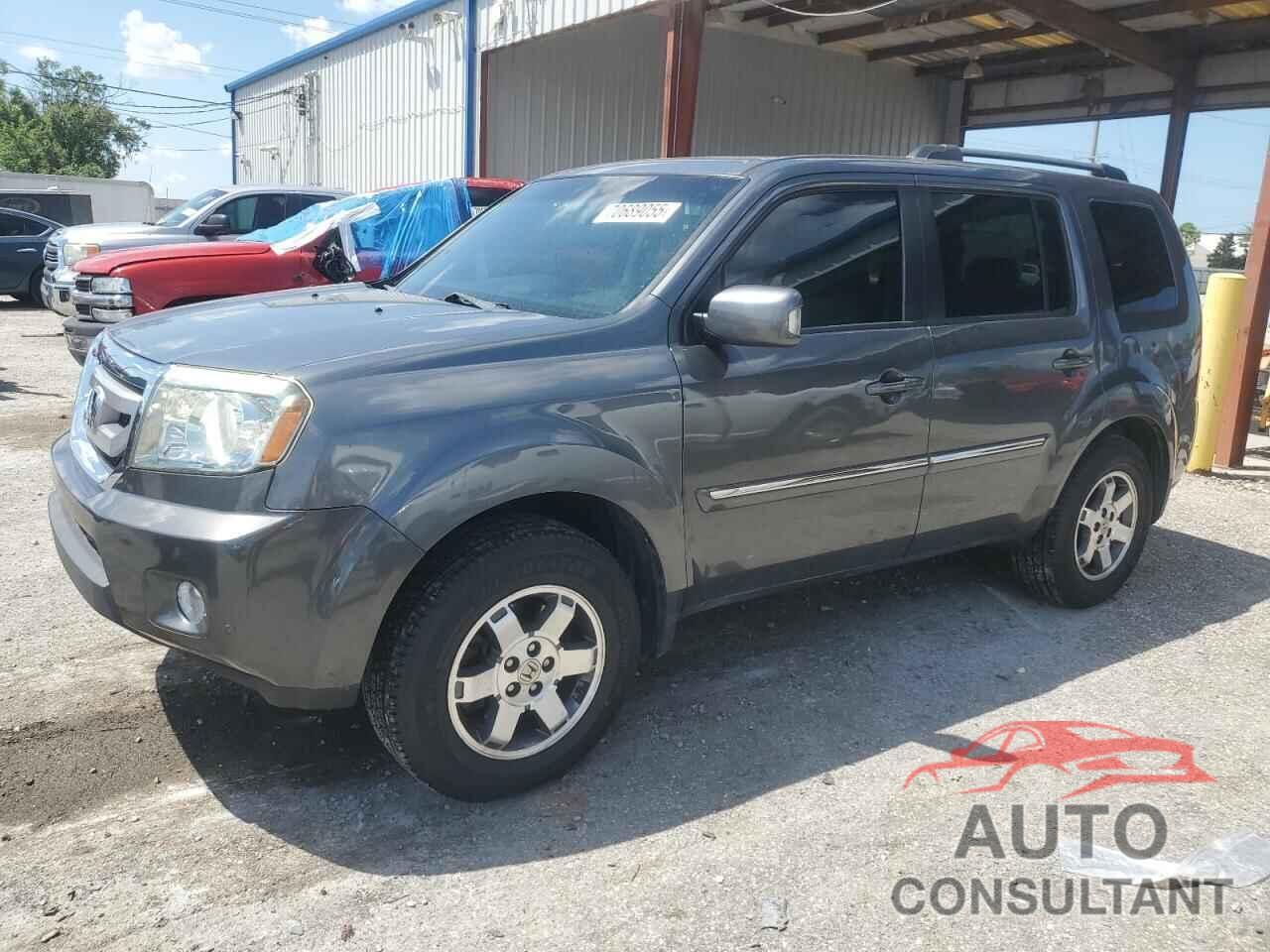 HONDA PILOT 2011 - 5FNYF4H98BB024420