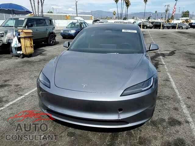 TESLA MODEL 3 2025 - 5YJ3E1EA4SF884146