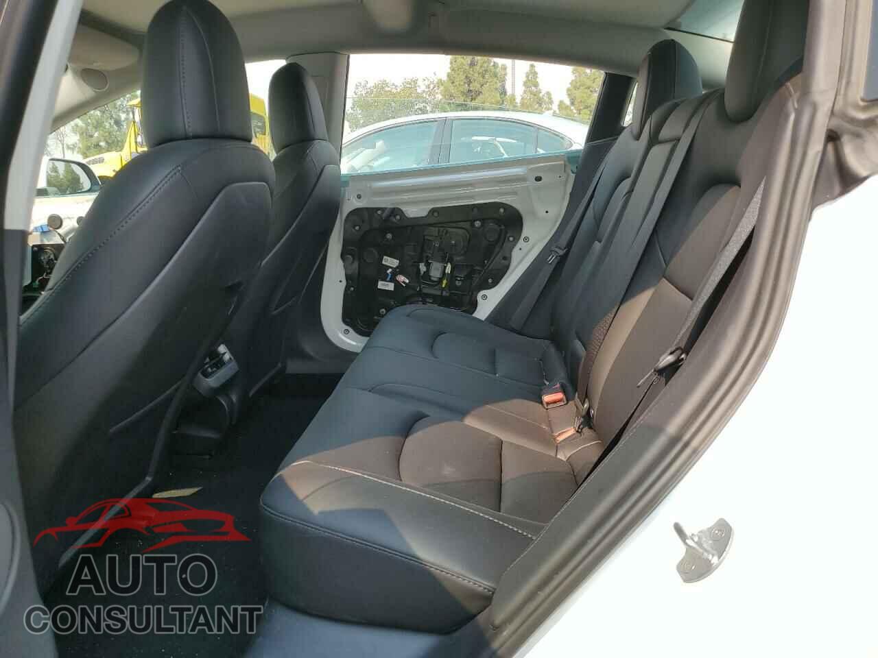 TESLA MODEL 3 2023 - 5YJ3E1EA4PF385807