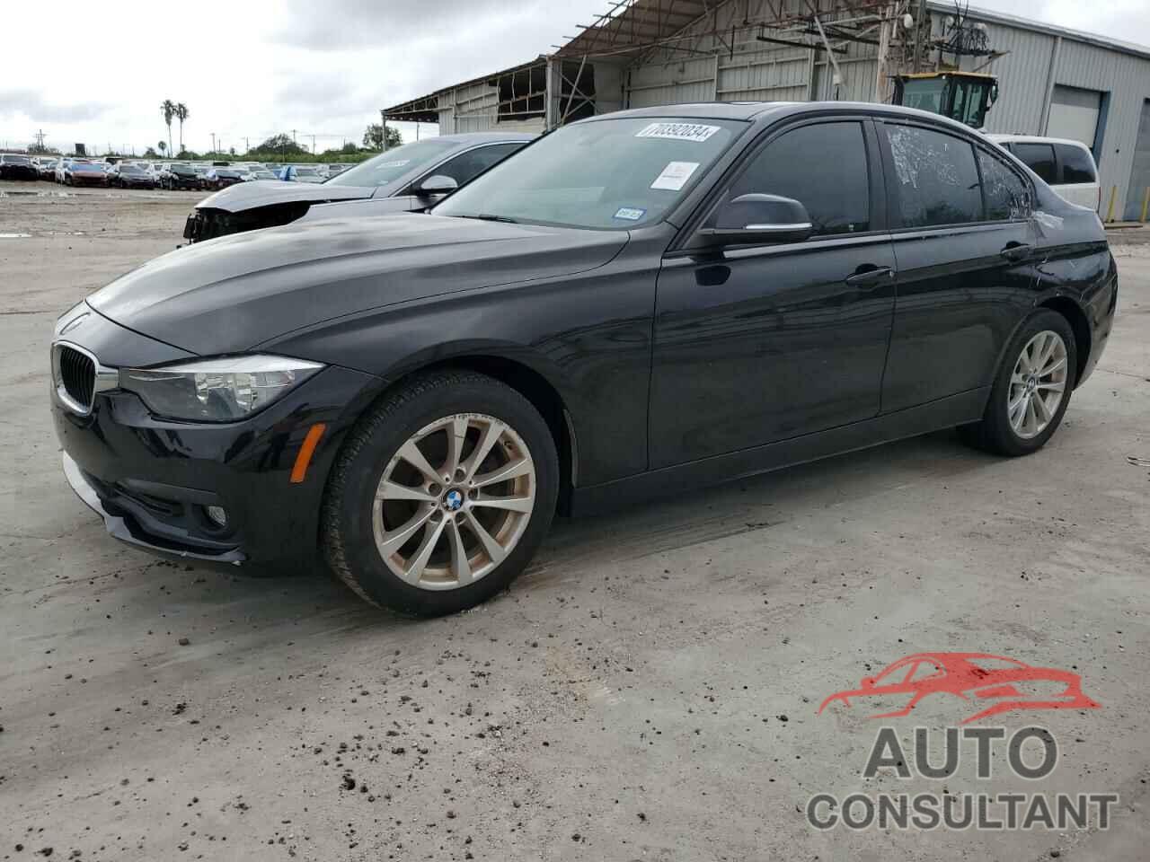 BMW 3 SERIES 2016 - WBA8E1G55GNT34160