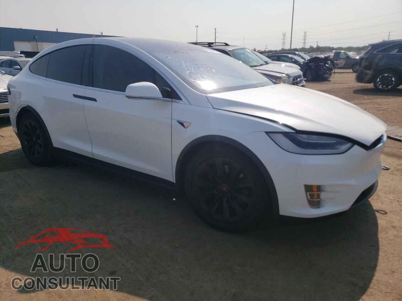 TESLA MODEL X 2017 - 5YJXCBE23HF047712