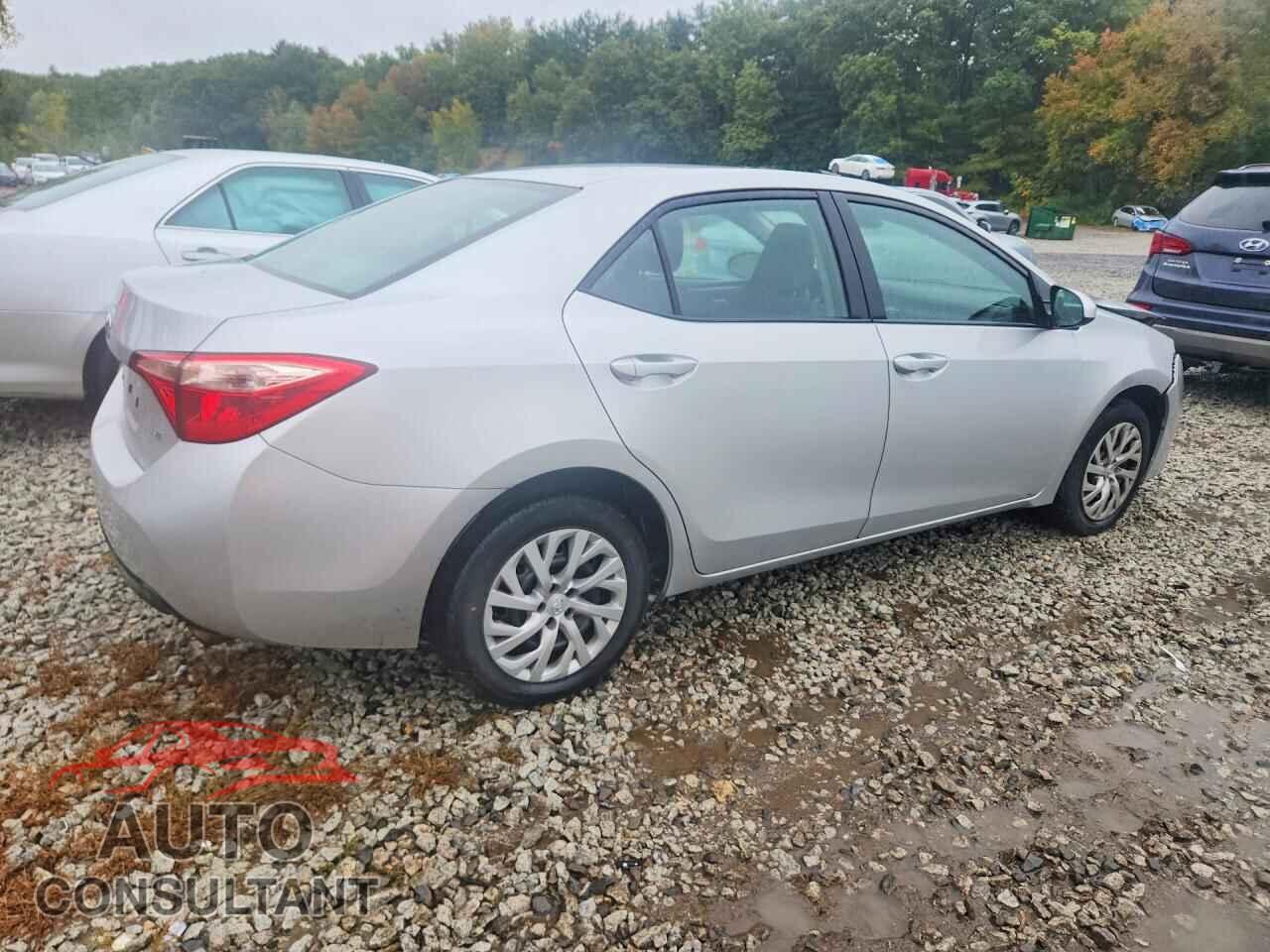 TOYOTA COROLLA 2017 - 2T1BURHE4HC792009