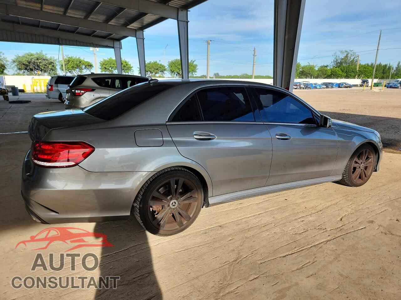 MERCEDES-BENZ E-CLASS 2014 - WDDHF5KB3EA880504