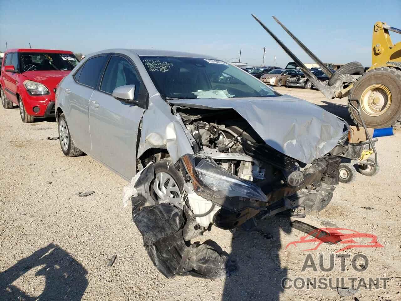 TOYOTA COROLLA 2018 - 5YFBURHE0JP845309