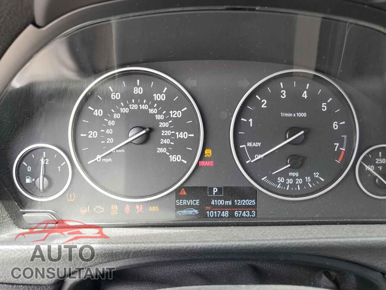 BMW 3 SERIES 2015 - WBA3A5G59FNS86786