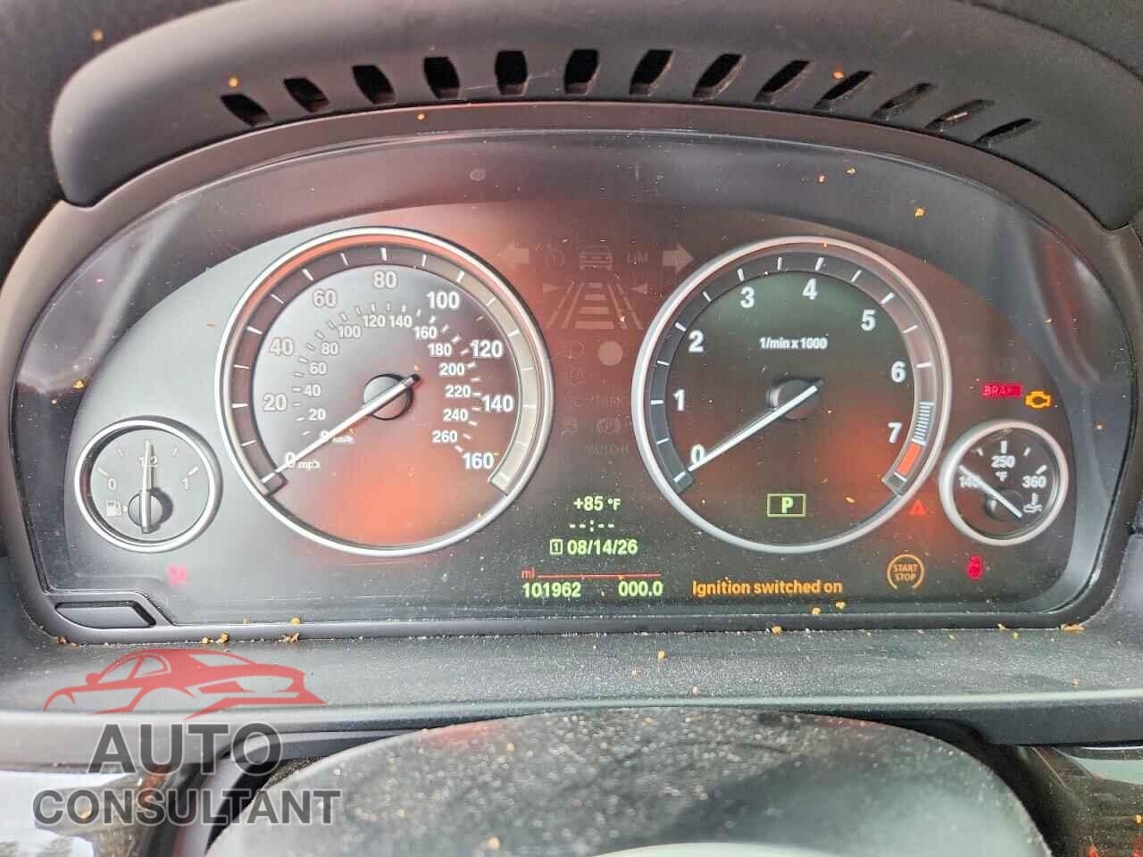 BMW 5 SERIES 2014 - WBA5B1C52ED483176
